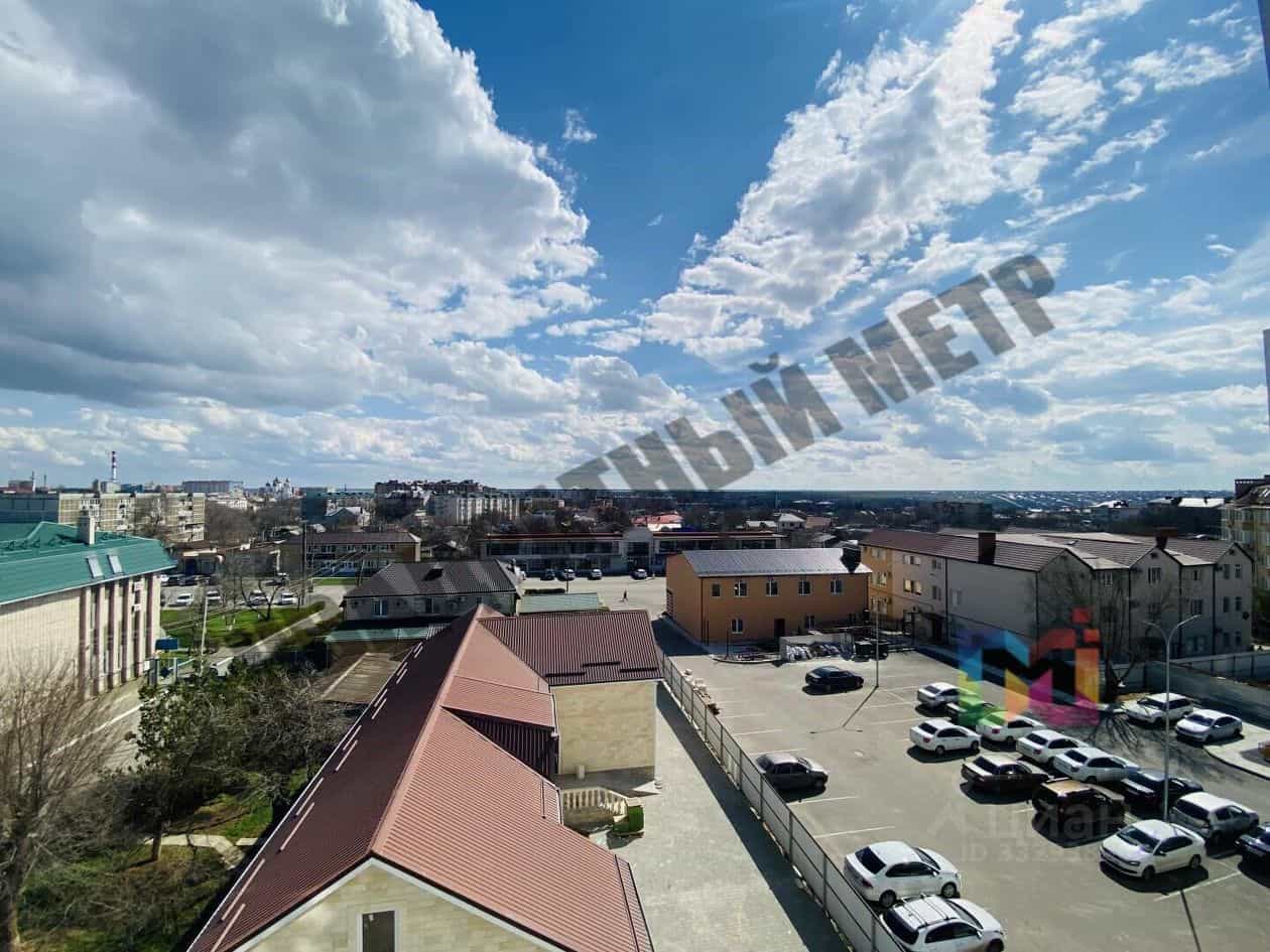 Россия, Республика Калмыкия, Элиста, улица Ю. Клыкова, 81, фото 3