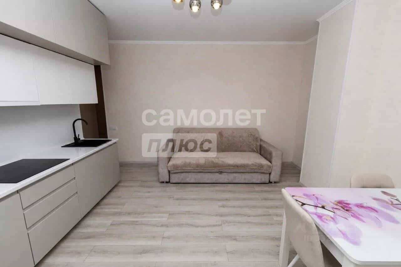 Россия, Челябинск, улица Героя России А.В. Яковлева, 9, фото 6