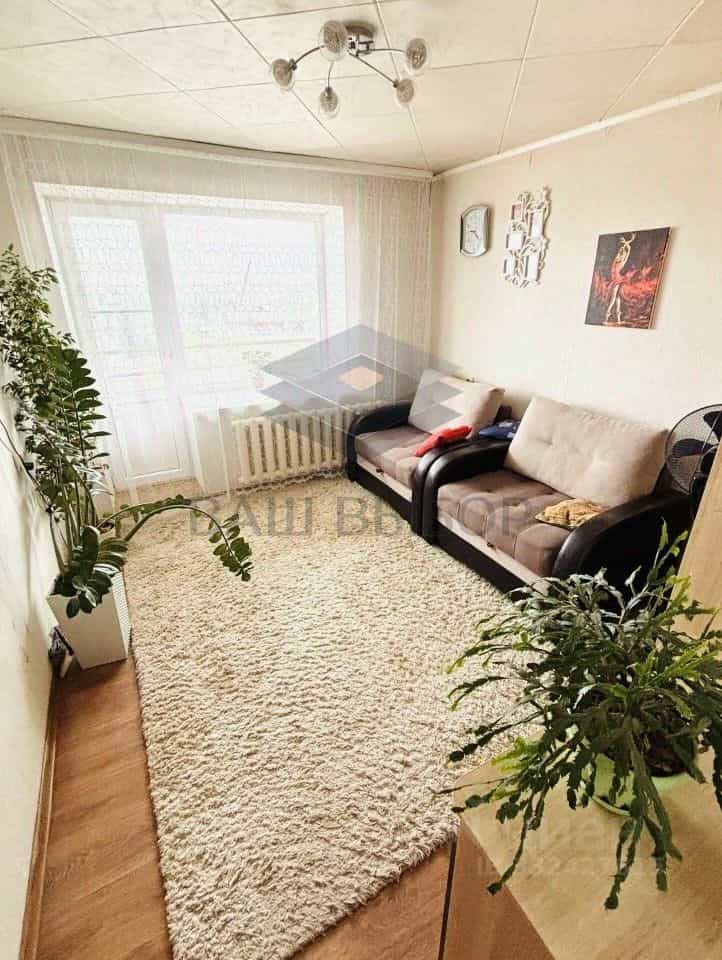 Россия, Омск, улица Химиков, 32