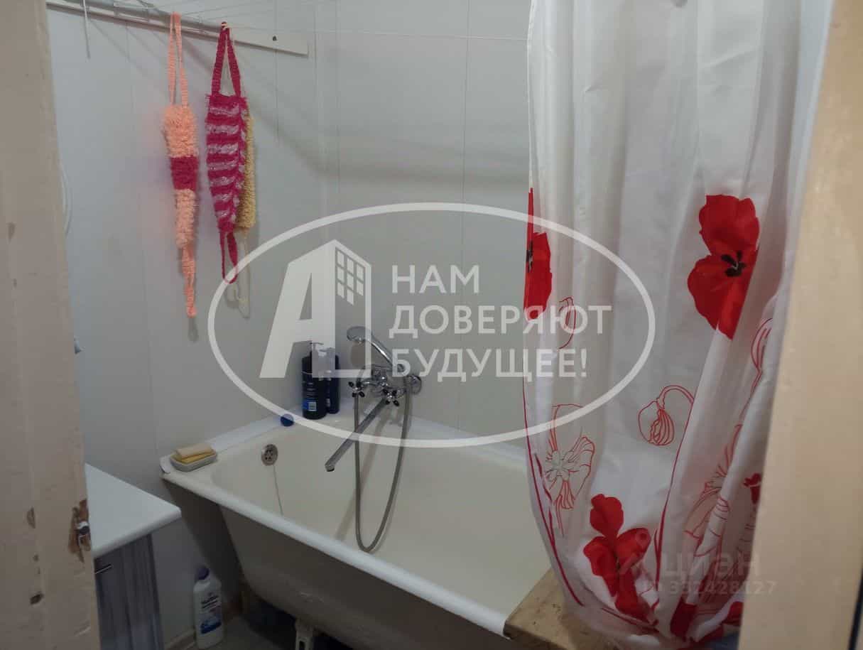 Россия, Удмуртская Республика, Глазов, Республиканская улица, 58/16, фото 13