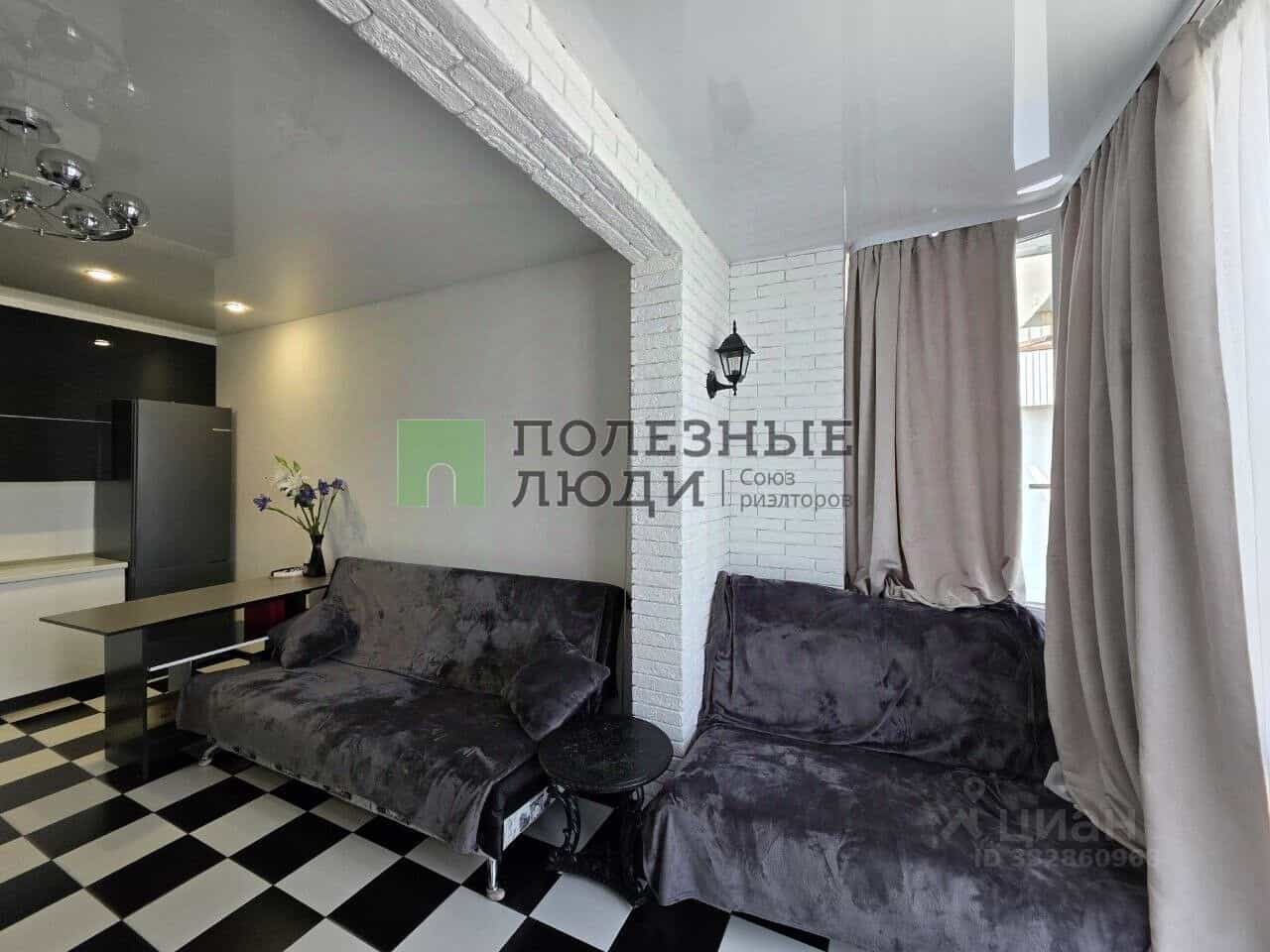 Россия, Иркутская область, Ангарск, 18-й микрорайон, 19, фото 3