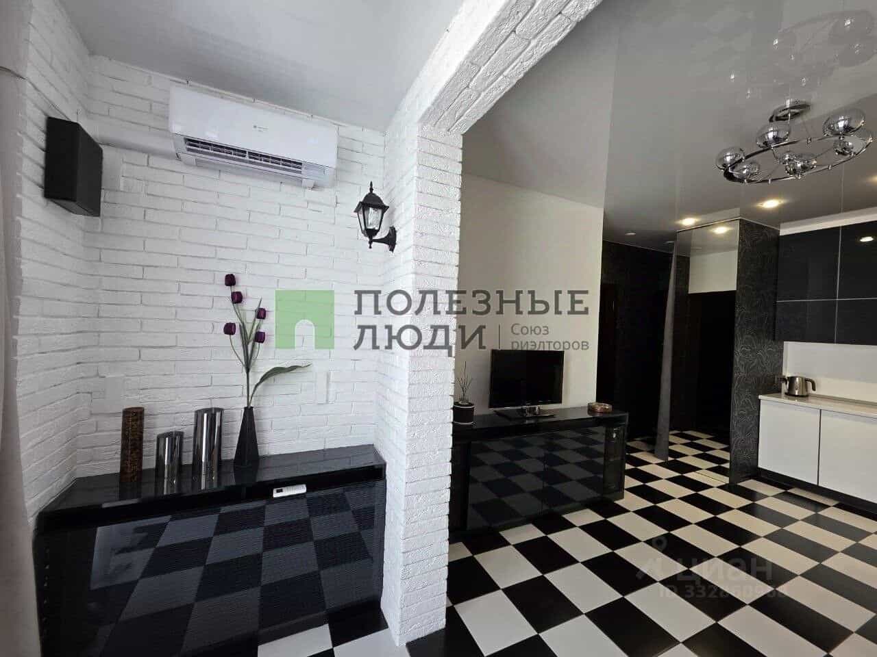 Россия, Иркутская область, Ангарск, 18-й микрорайон, 19, фото 10