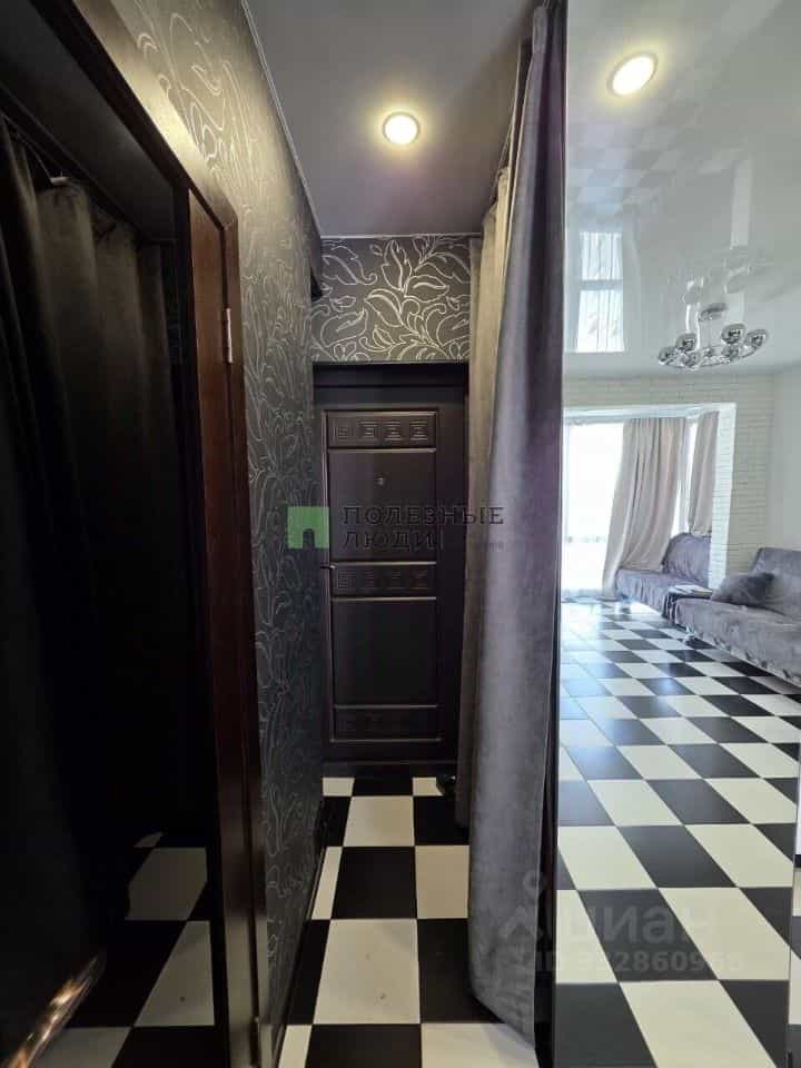 Россия, Иркутская область, Ангарск, 18-й микрорайон, 19, фото 25