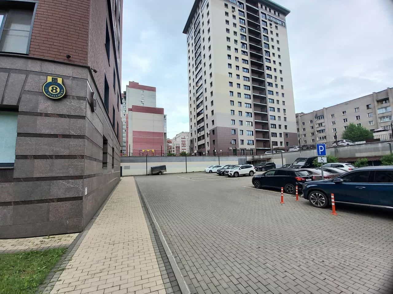 Россия, Киров, микрорайон Мининский, улица Тургенева, 8, фото 3