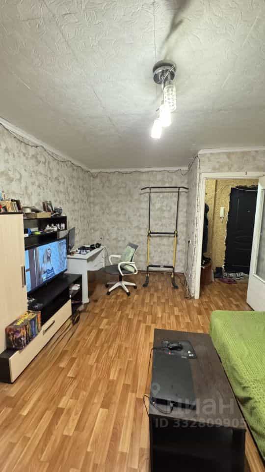 Россия, Свердловская область, Екатеринбург, Сиреневый бульвар, 13, фото 2