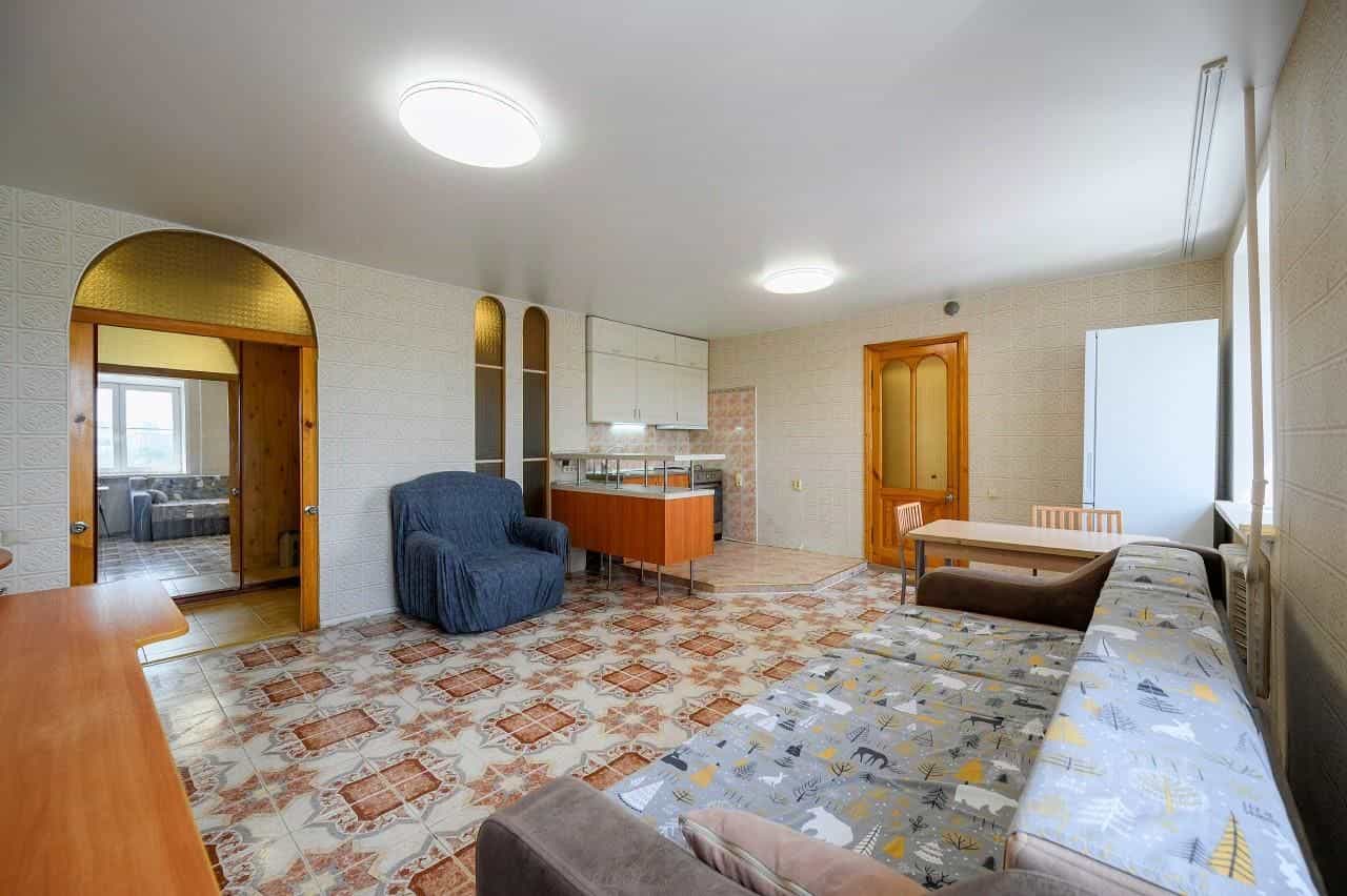 Россия, Киров, Ленинский район, Комсомольская улица, 18, фото 5