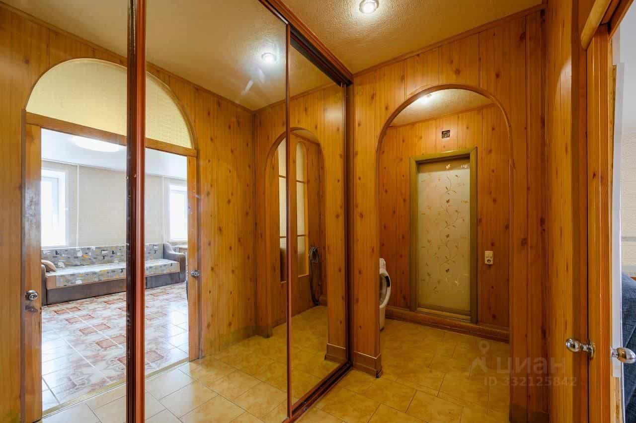 Россия, Киров, Ленинский район, Комсомольская улица, 18, фото 19