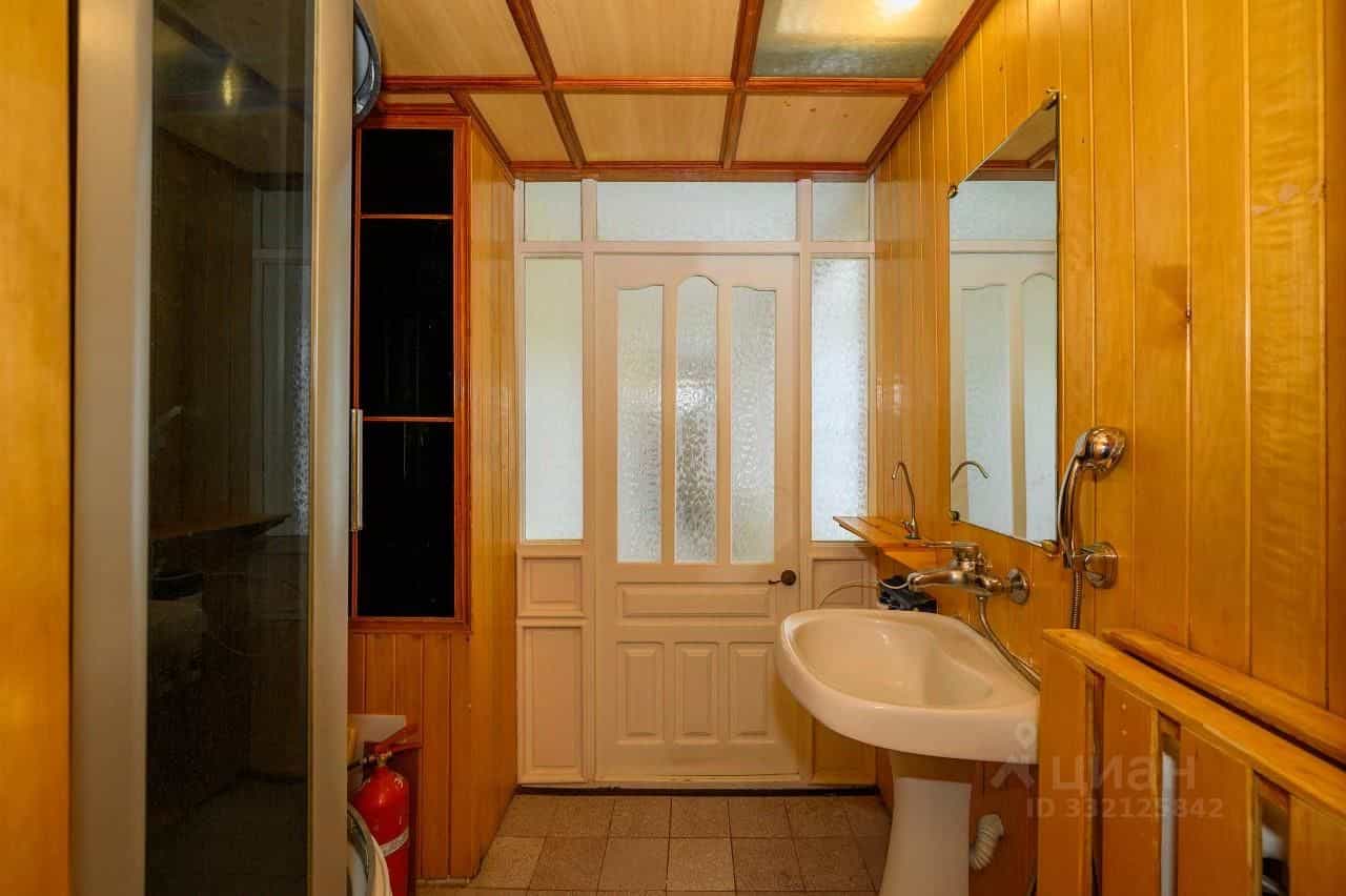 Россия, Киров, Ленинский район, Комсомольская улица, 18, фото 24