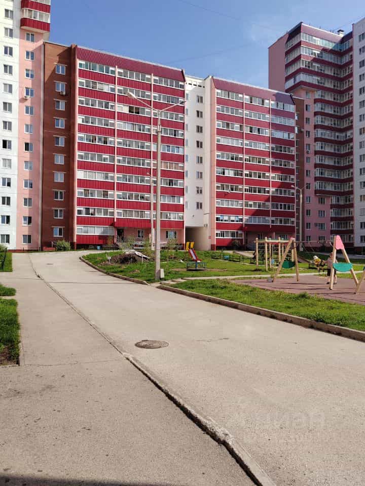 Россия, Пермь, улица Адмирала Ушакова, 21
