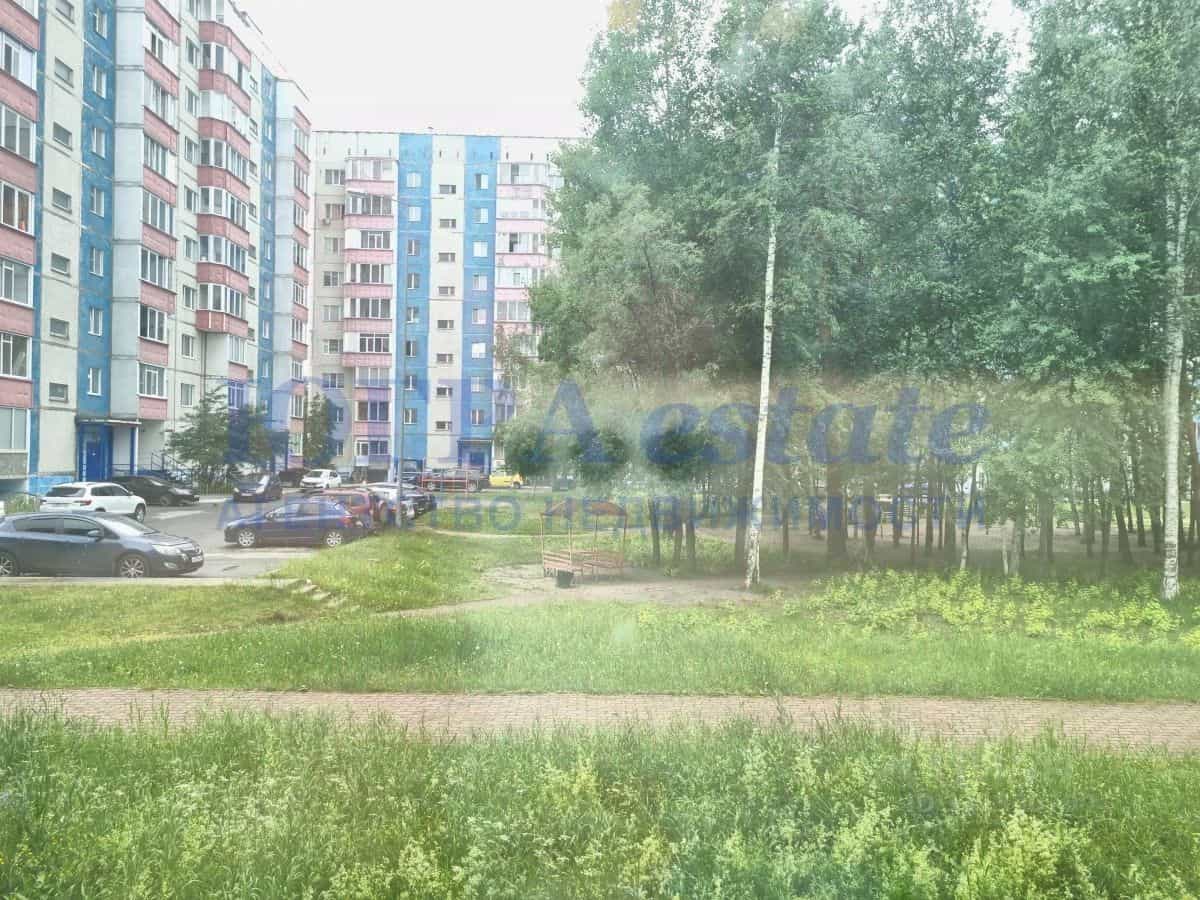 Россия, Ханты-Мансийский автономный округ — Югра, Сургут, улица Крылова, 39/1, фото 20
