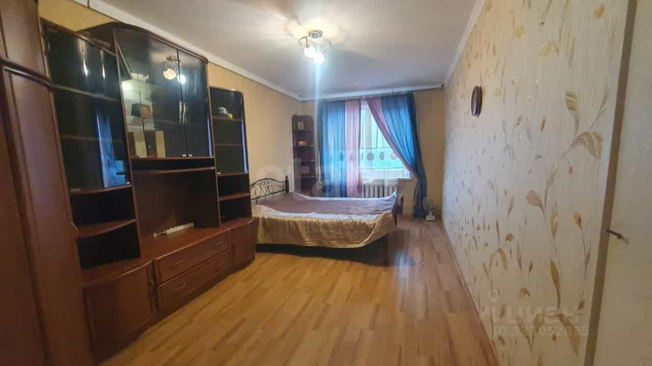 Россия, Псковская область, Печоры, Юрьевская улица, 77, фото 10