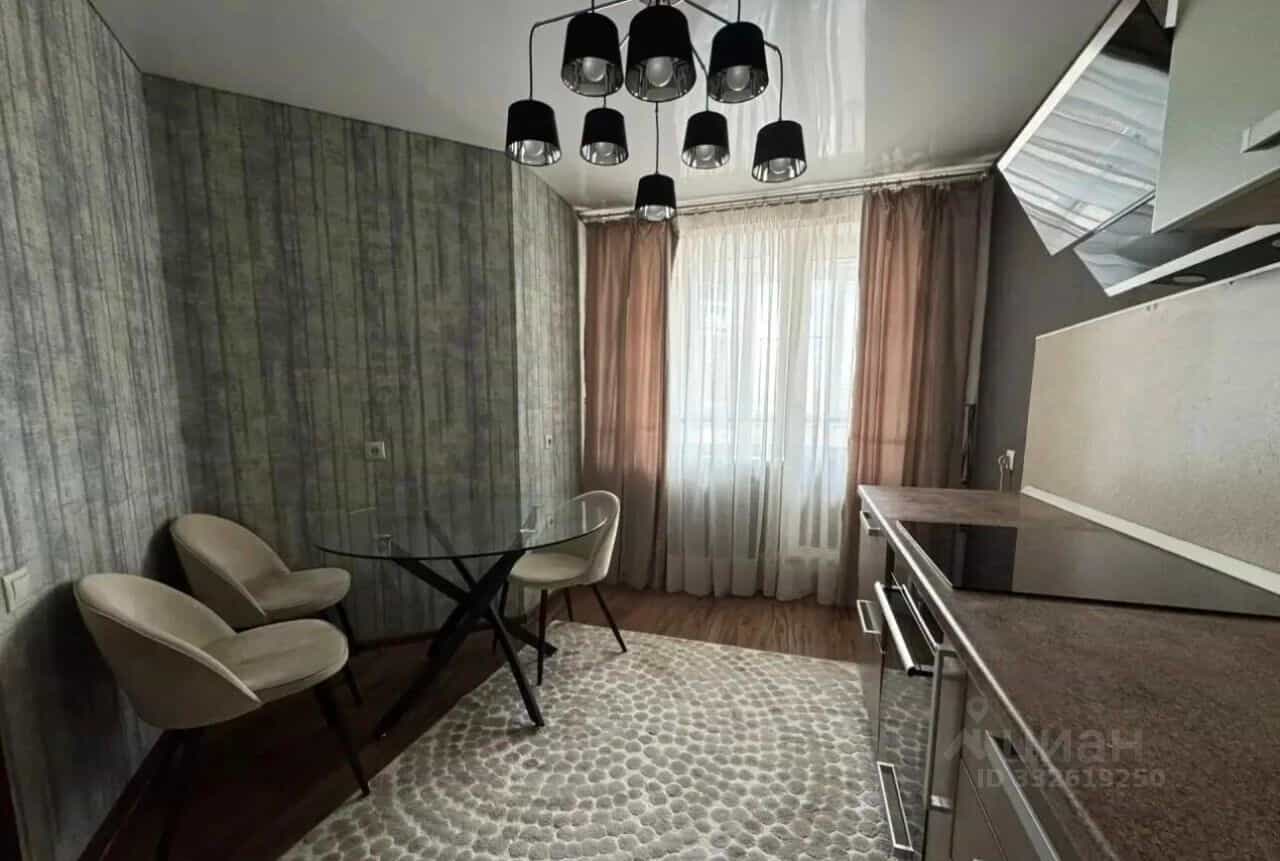 Россия, Республика Башкортостан, Уфа, улица Карла Маркса, 64, фото 3