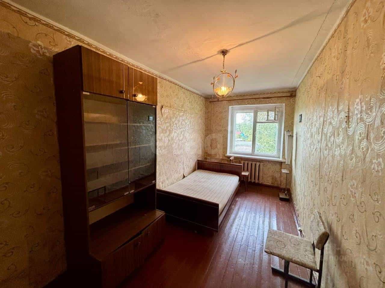 Россия, Псковская область, Остров, улица 1 Мая, 5