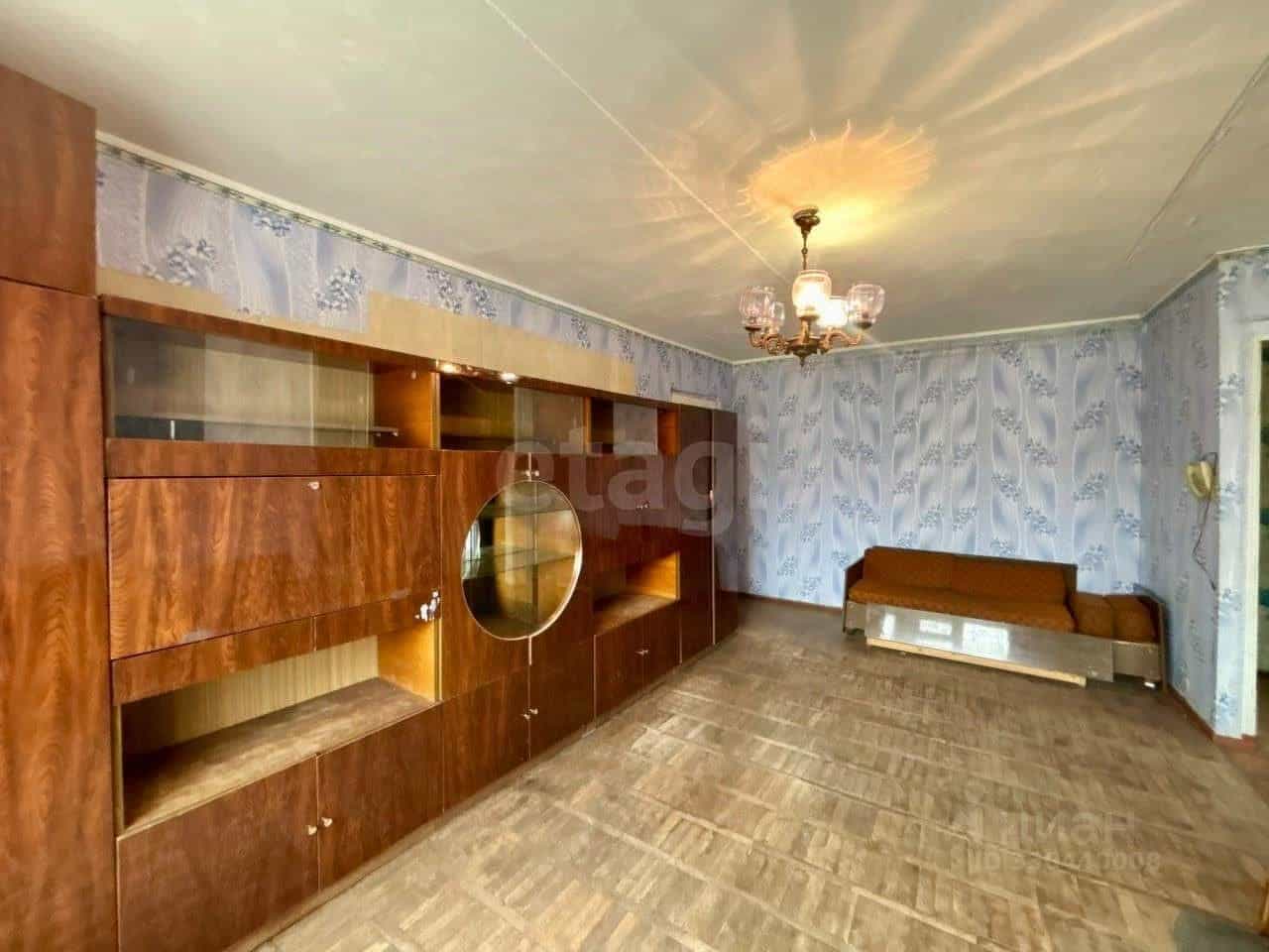 Россия, Псковская область, Остров, улица 1 Мая, 5, фото 5