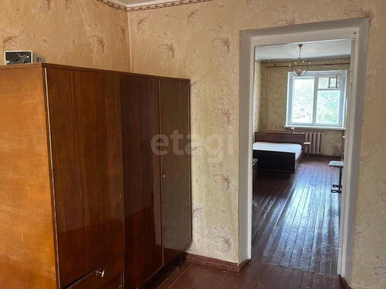 Россия, Псковская область, Остров, улица 1 Мая, 5, фото 9
