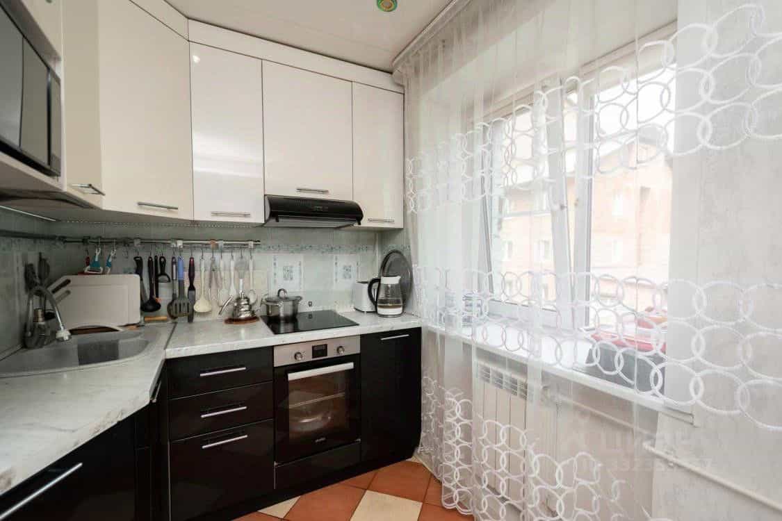 Россия, Иркутск, улица Академика Образцова, 2, фото 5