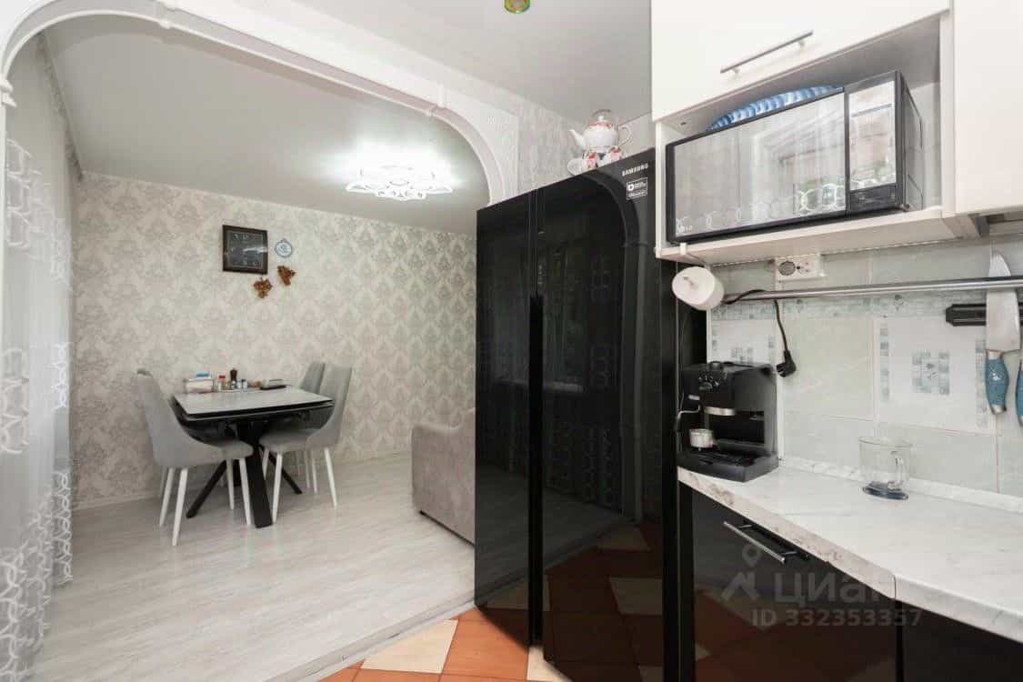 Россия, Иркутск, улица Академика Образцова, 2, фото 6