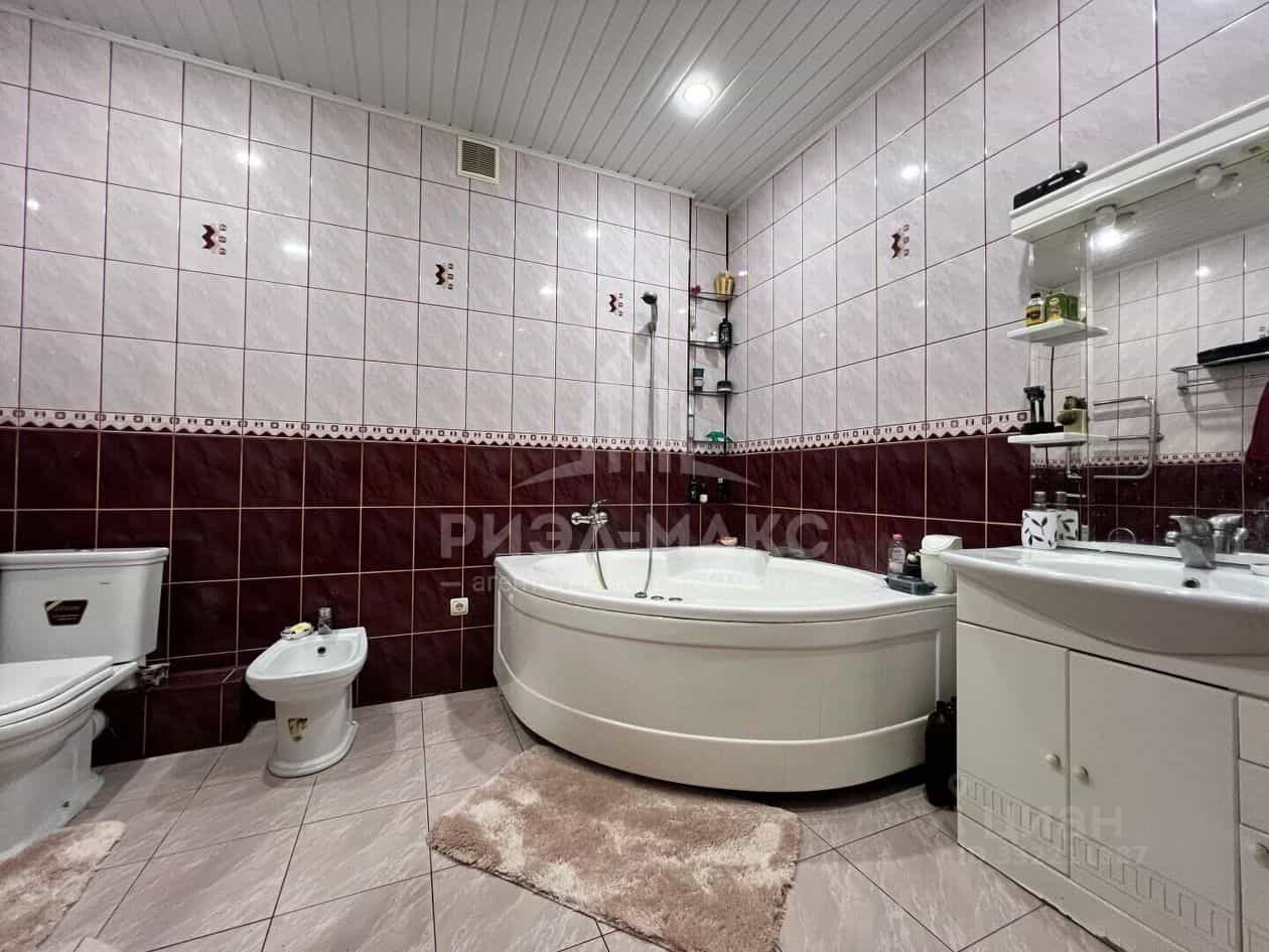 Россия, Брянск, улица Горького, 40, фото 19
