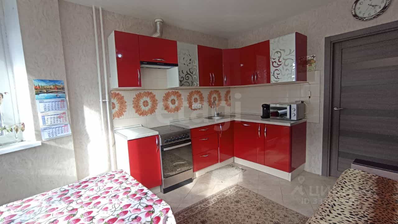 Россия, Московская область, Лобня, улица Юности, 17
