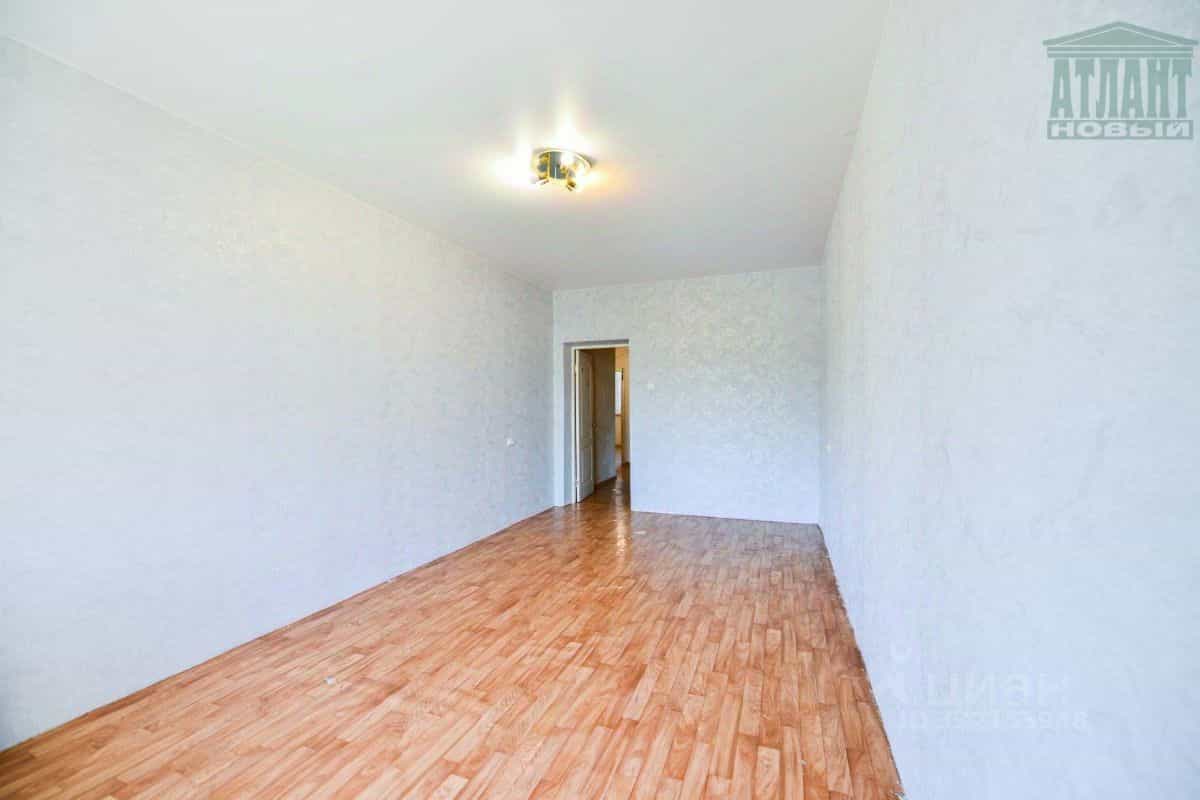 Россия, Хабаровск, Широкая улица, 42