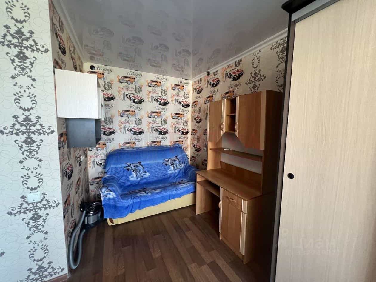 Россия, Белгородская область, Старый Оскол, микрорайон Южный, 10, фото 2