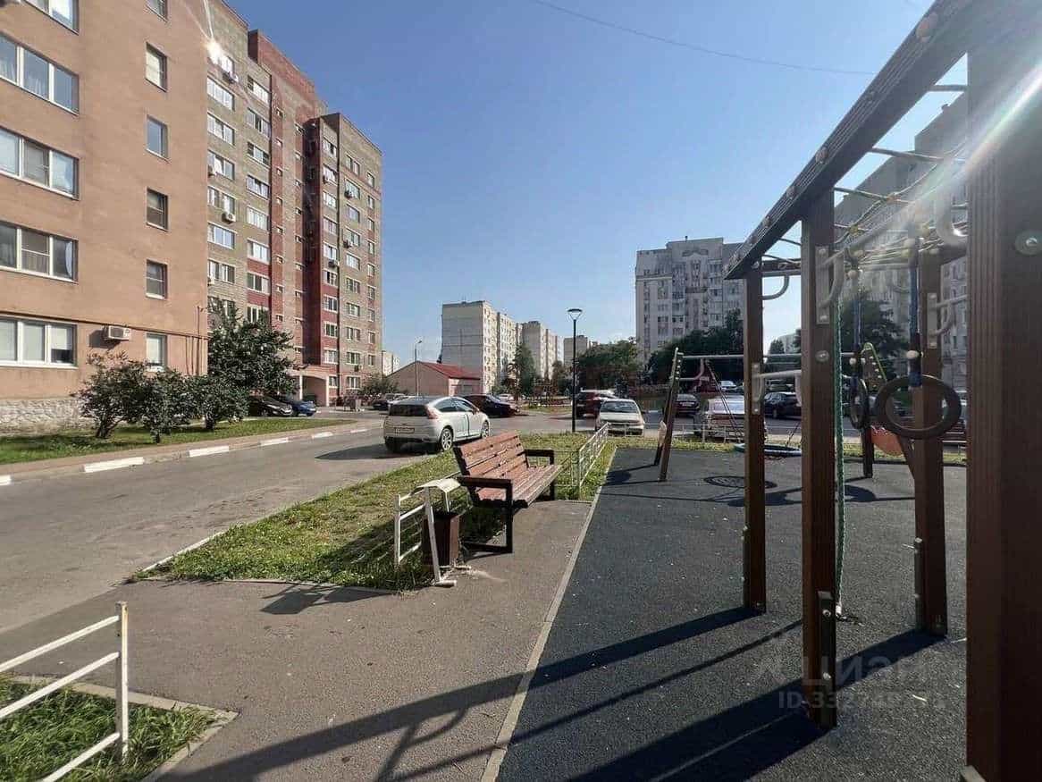 Россия, Белгородская область, Старый Оскол, микрорайон Южный, 10, фото 10