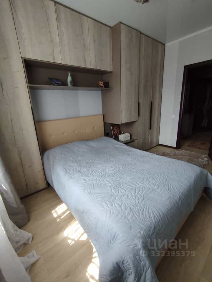 Россия, Алтайский край, Бийск, улица Александра Матросова, 37/1, фото 2