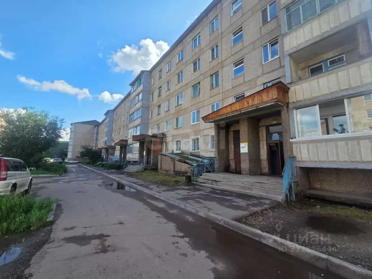 Россия, Иркутская область, Слюдянский район, рабочий посёлок Култук, 2-я Набережная улица, 3, фото 20
