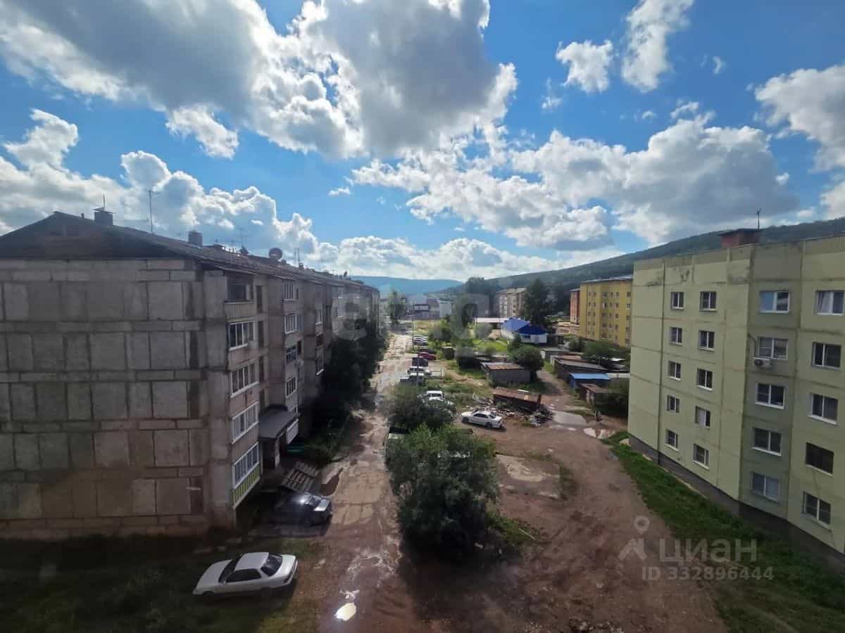 Россия, Иркутская область, Слюдянский район, рабочий посёлок Култук, 2-я Набережная улица, 3, фото 22