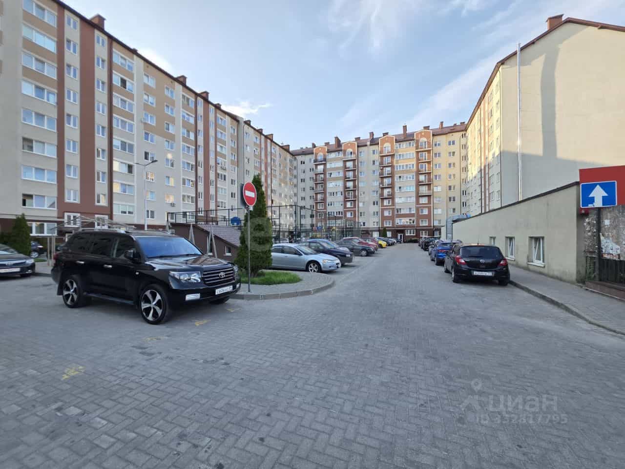 Россия, Калининград, улица Виктора Гакуна, 5, фото 8