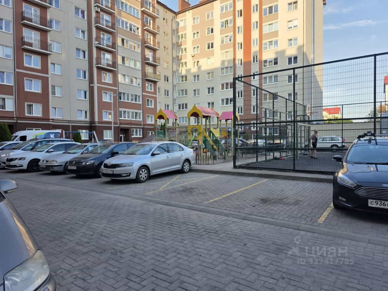 Россия, Калининград, улица Виктора Гакуна, 5, фото 10