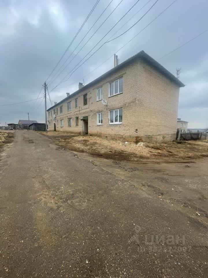 Россия, Владимирская область, Александровский муниципальный округ, деревня Лобково, Кирпичная улица, 1