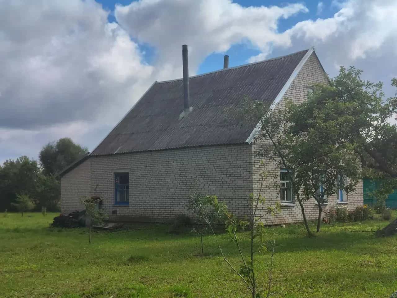 Беларусь, Витебская область, Поставский район, Воропаевский сельсовет, городской посёлок Воропаево, улица Пушкина, 18