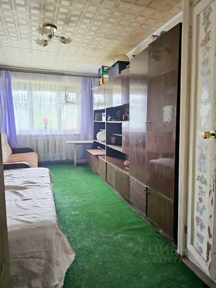 Россия, Ленинградская область, Тосненский район, городской посёлок Красный Бор, улица Культуры, 1/36, фото 3
