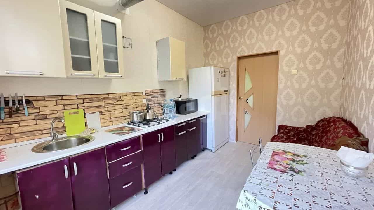 Россия, Оренбургская область, Орск, микрорайон Старый город, улица Поля Лафарга, 53, фото 9
