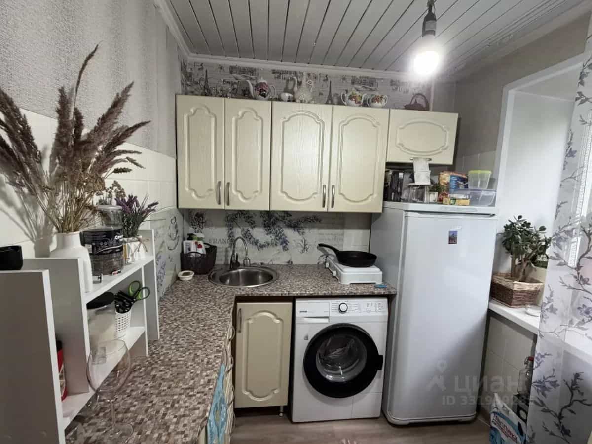 Россия, Республика Хакасия, Абакан, Пирятинская улица, 14, фото 8