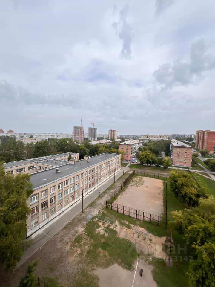 Россия, Новосибирск, улица Макаренко, 25, фото 14