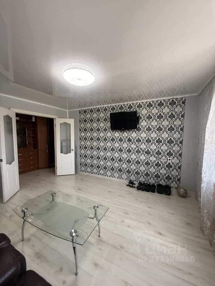 Россия, Иркутская область, Братск, улица Возрождения, 24, фото 12