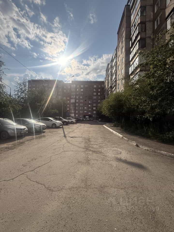 Россия, Иркутская область, Братск, улица Возрождения, 24, фото 19