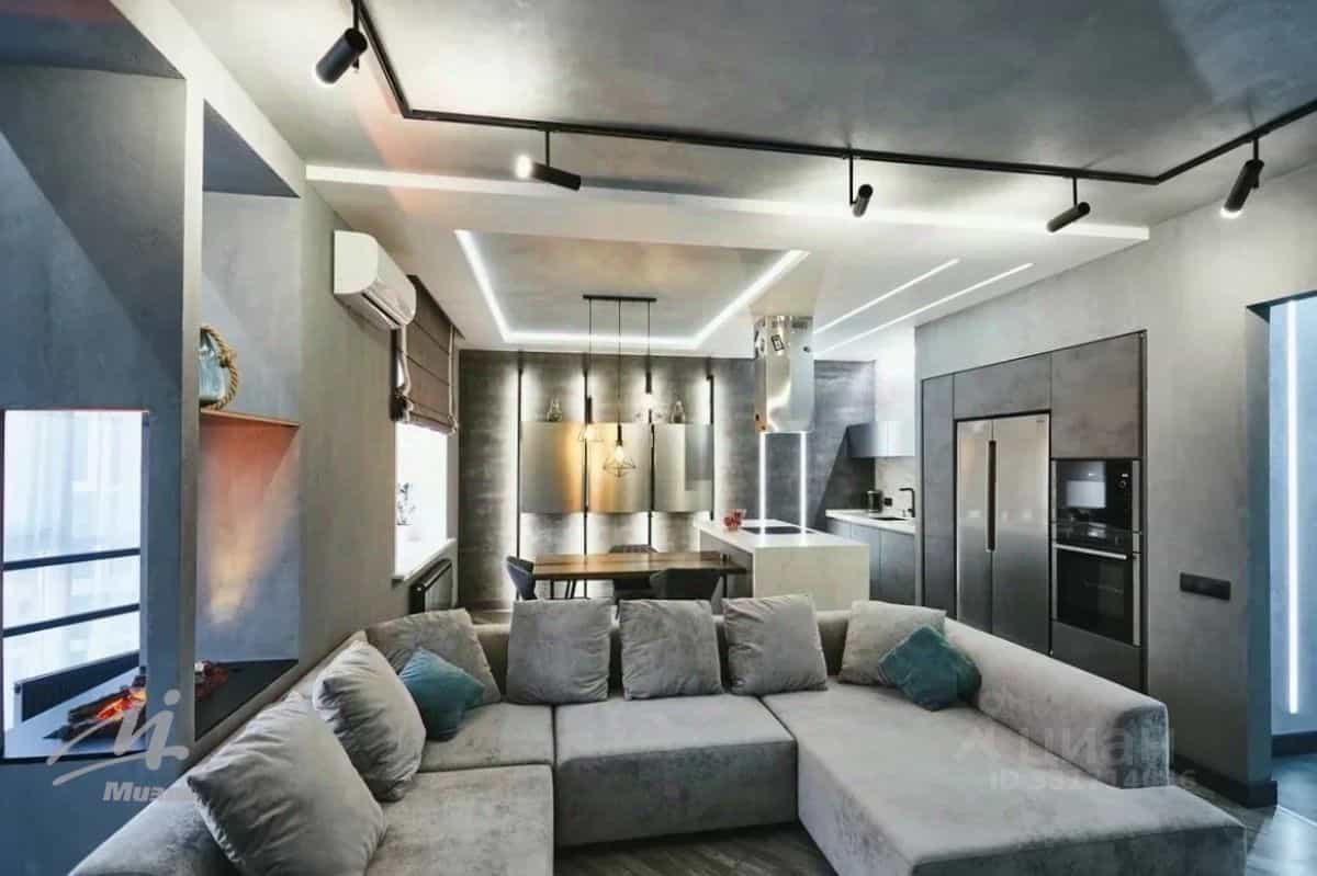 Россия, Алтайский край, Барнаул, Комсомольский проспект, 45А, фото 2