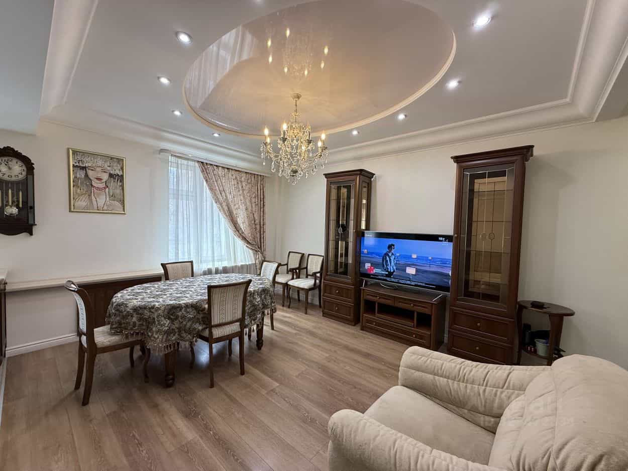 Россия, Киров, Ленинский район, улица Щорса, 42
