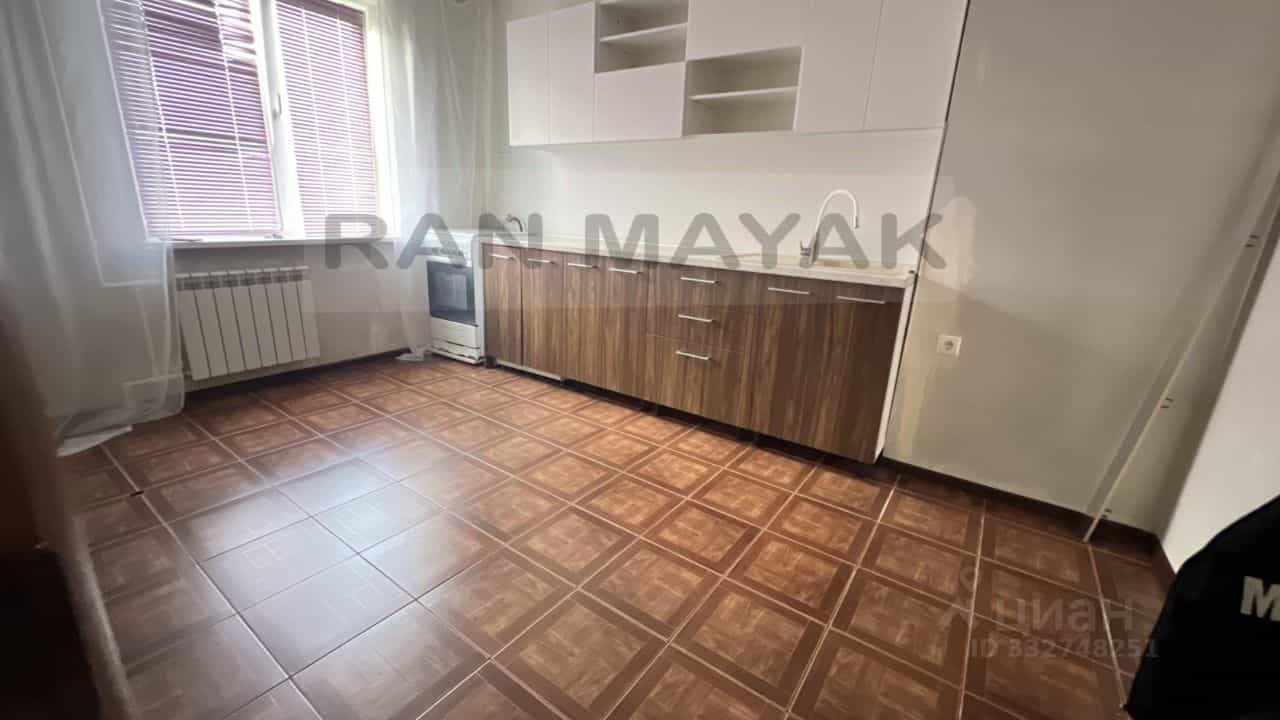 Россия, Республика Адыгея (Адыгея), Майкоп, улица Михайлова, 17, фото 4