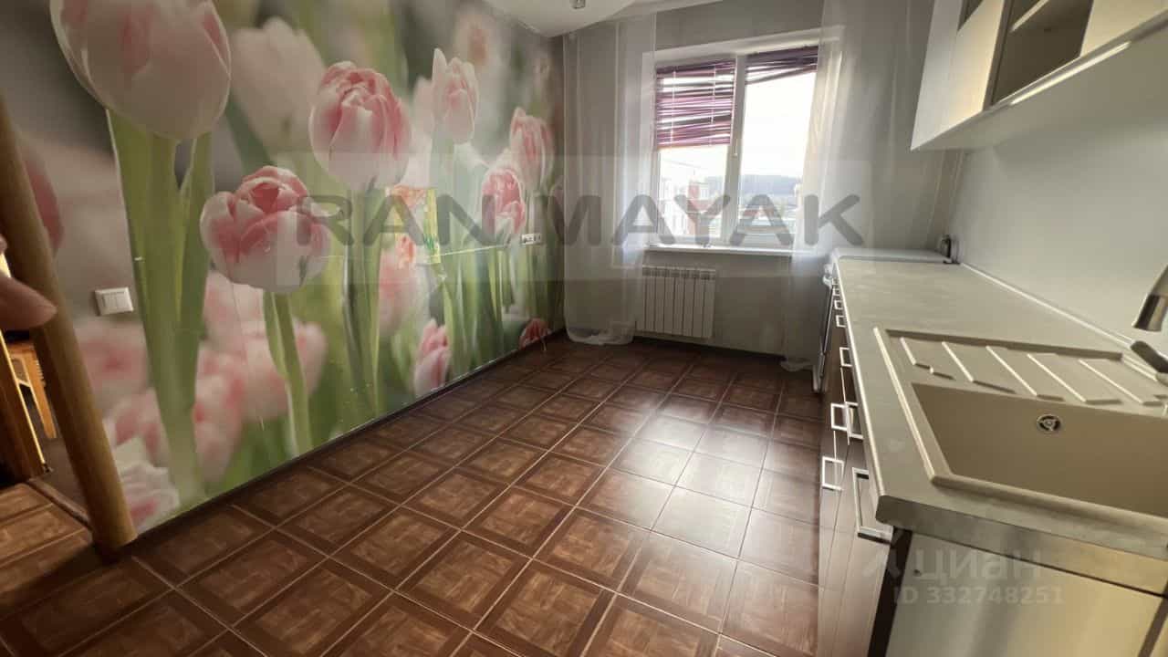 Россия, Республика Адыгея (Адыгея), Майкоп, улица Михайлова, 17, фото 5