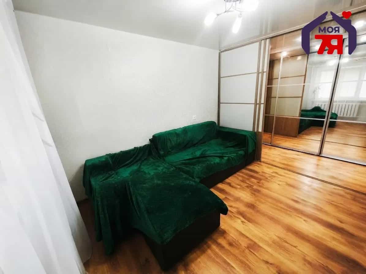 Беларусь, Минская область, Молодечно, улица Притыцкого, 2, фото 4