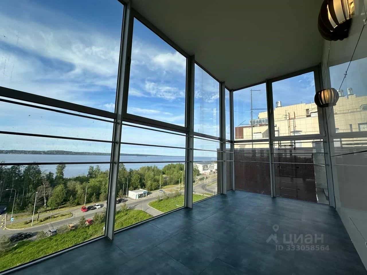 Россия, Республика Карелия, Петрозаводск, набережная Варкауса, 37, фото 10