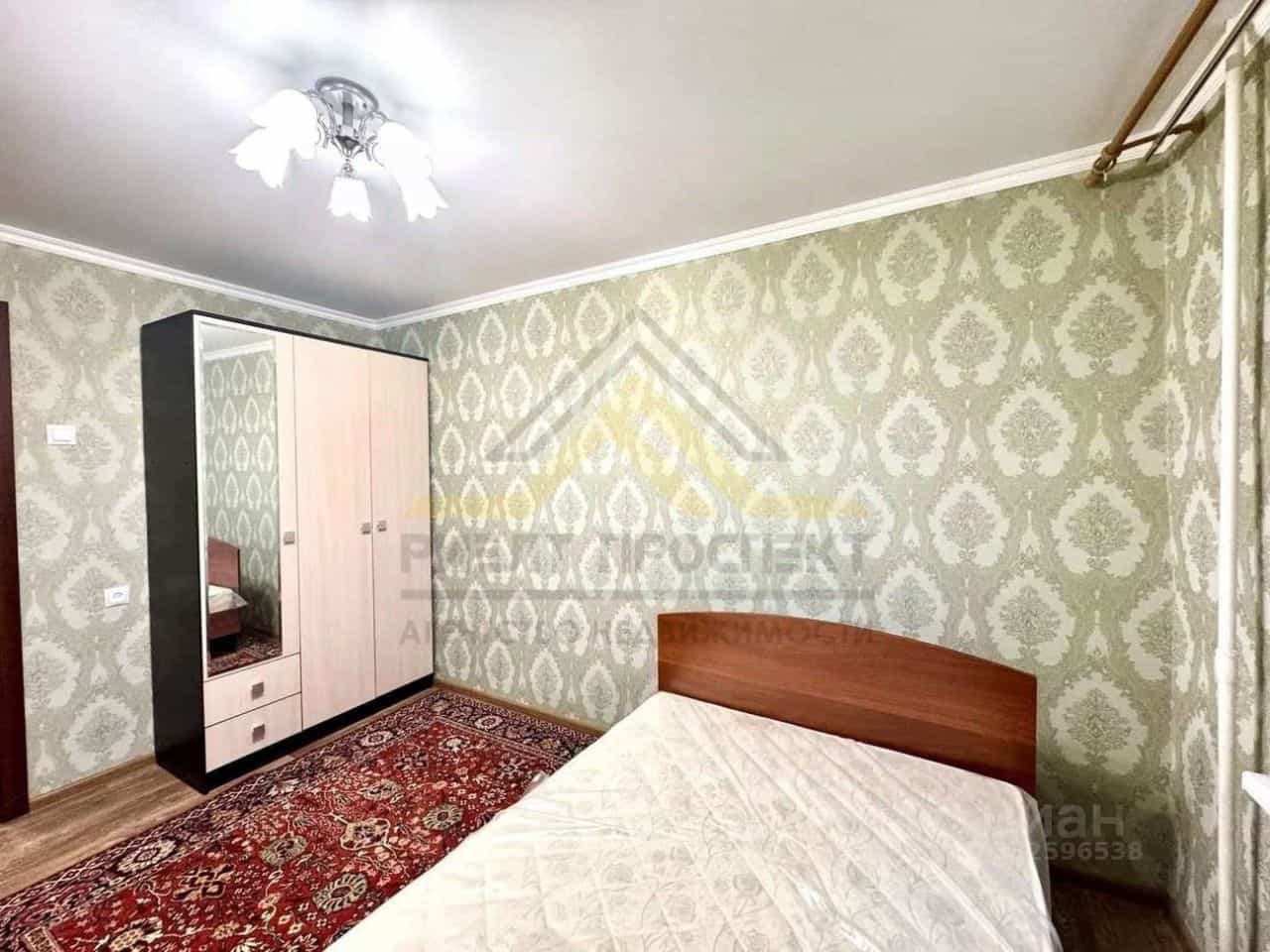 Россия, Белгородская область, Старый Оскол, микрорайон Королёва, 18, фото 7