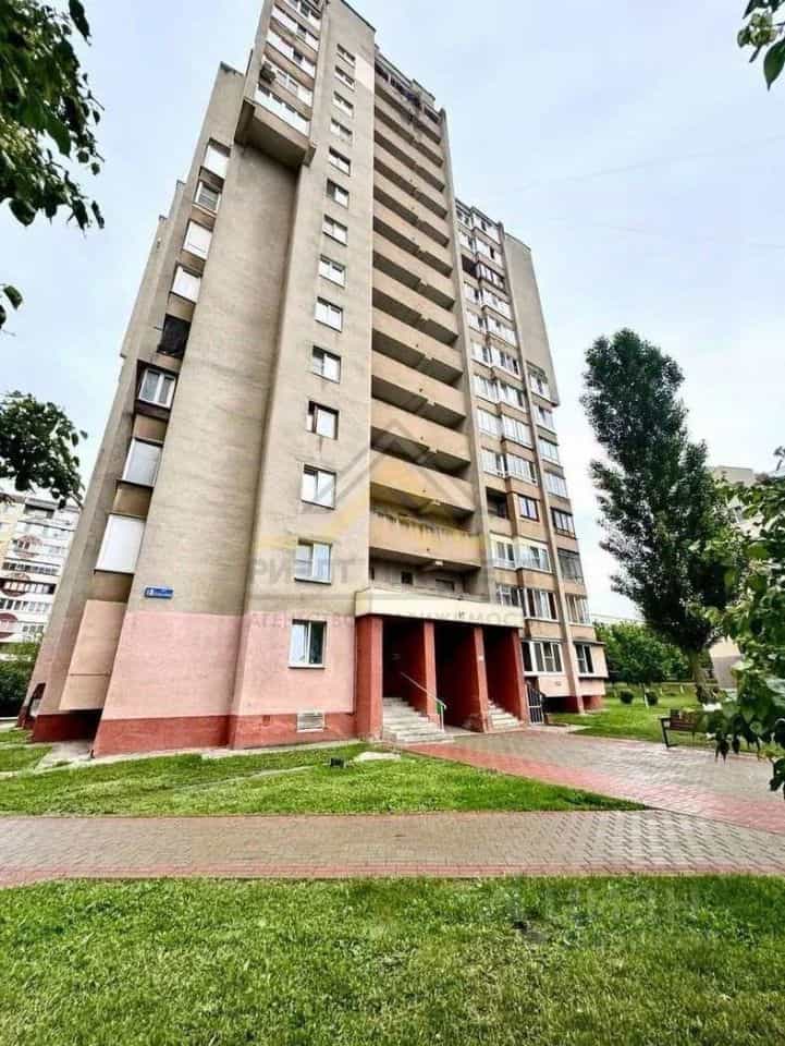 Россия, Белгородская область, Старый Оскол, микрорайон Королёва, 18, фото 12