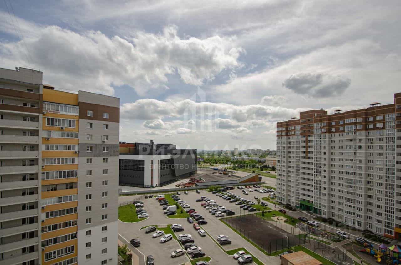 Россия, Брянск, улица Горбатова, 20, фото 5
