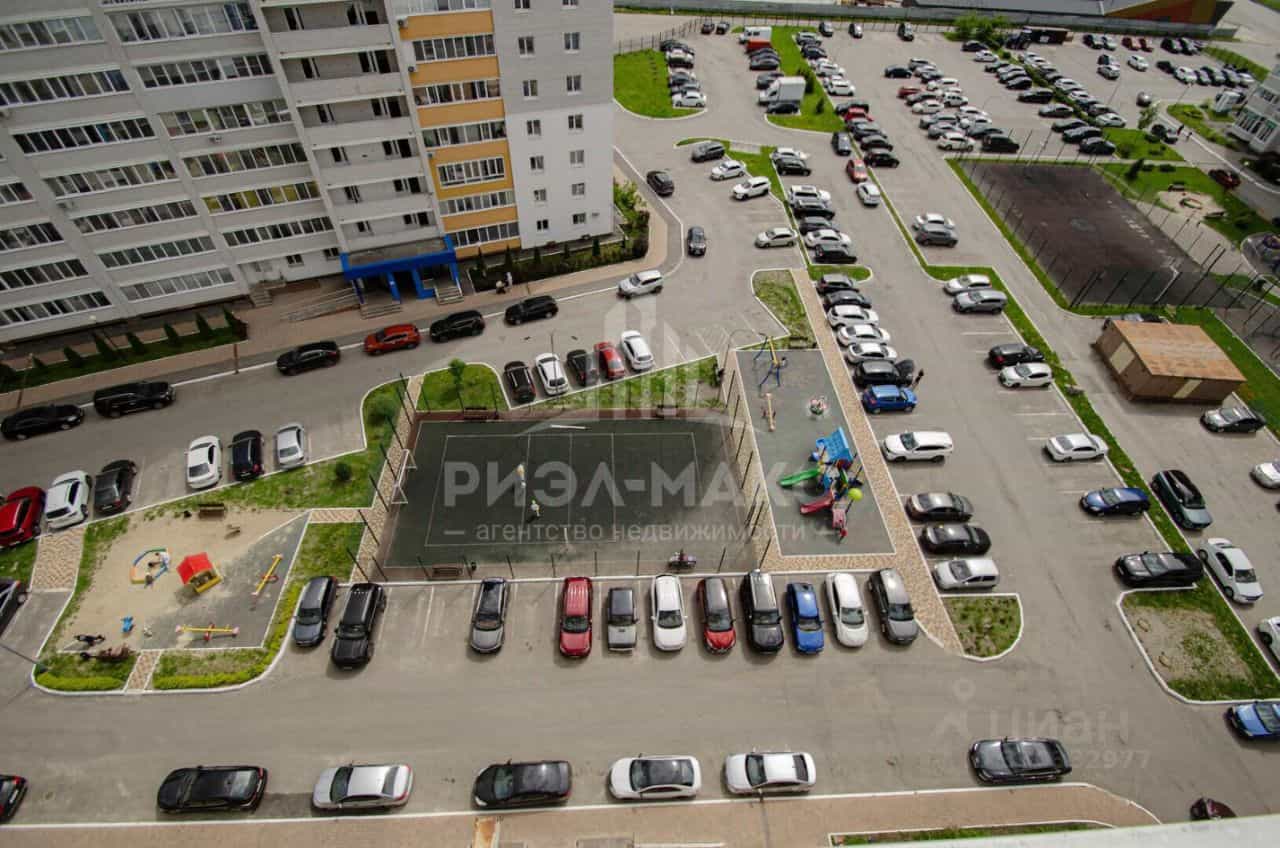 Россия, Брянск, улица Горбатова, 20, фото 6