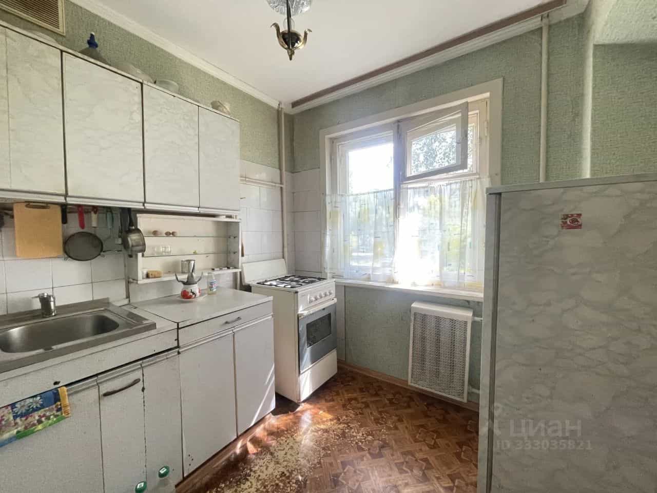 Россия, Омск, 3-й микрорайон, улица Путилова, 7Б, фото 8
